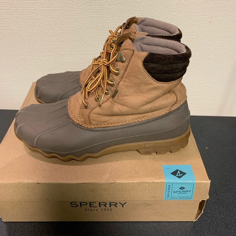 Sperry Avenue Duck boots